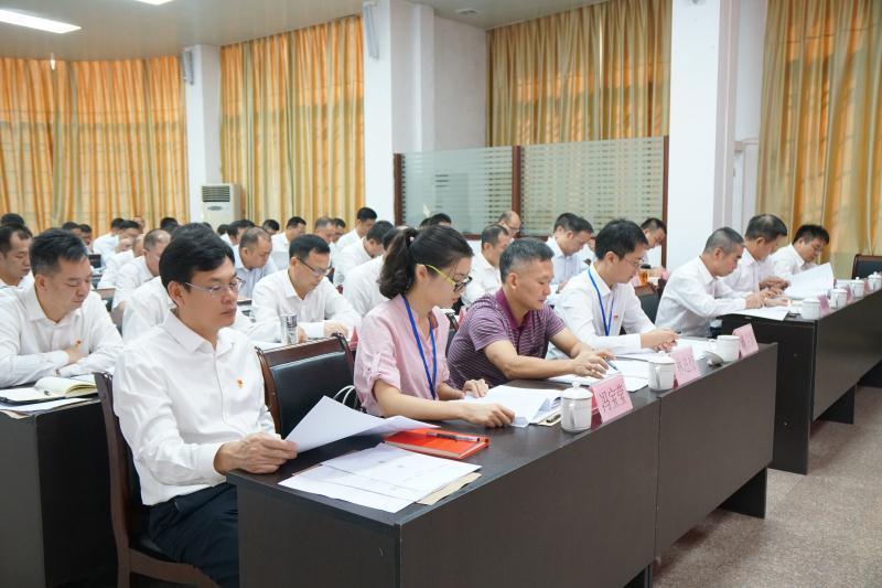顶天立地男子汉满面春风喜洋洋是什么生肖仔细释义、解释与落实、专家解答解释落实